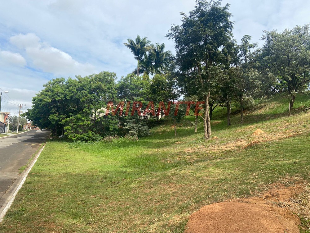 Terreno de 1200m² em Caxambú