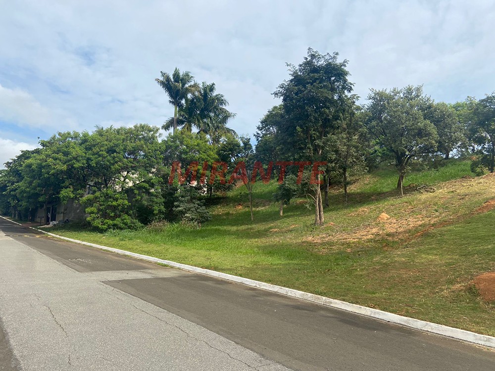 Terreno de 1200m² em Caxambú