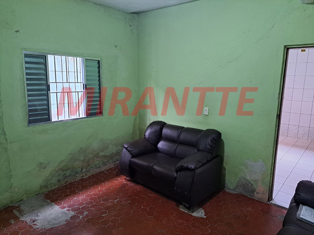 Sobrado de 68m² com 4 quartos em Vila Amalia