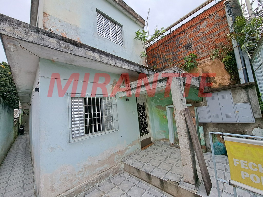 Sobrado de 68m² com 4 quartos em Vila Amalia