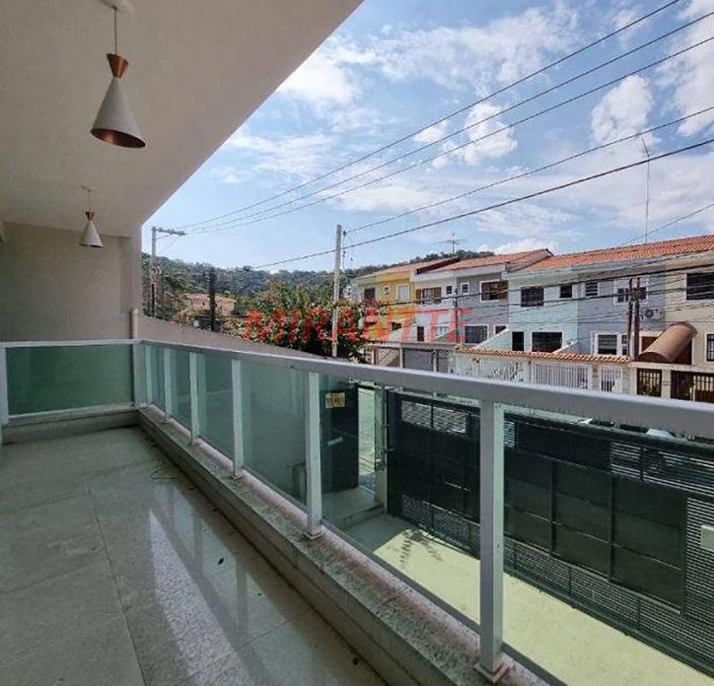 Sobrado de 185m² com 4 quartos em Tremembe