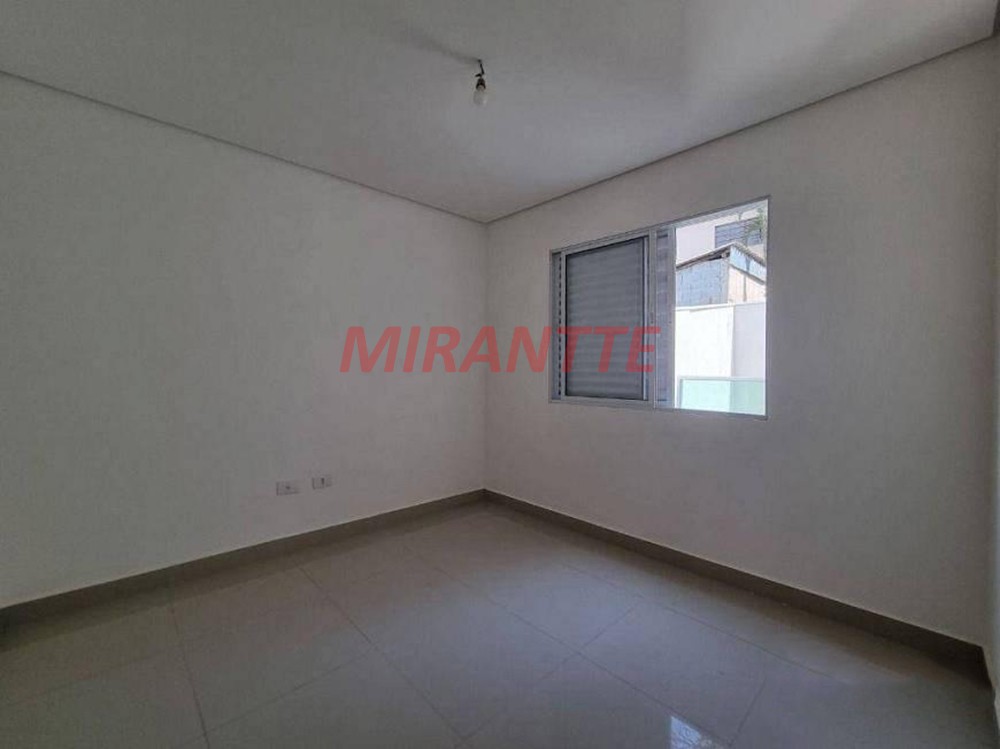 Sobrado de 185m² com 4 quartos em Tremembe