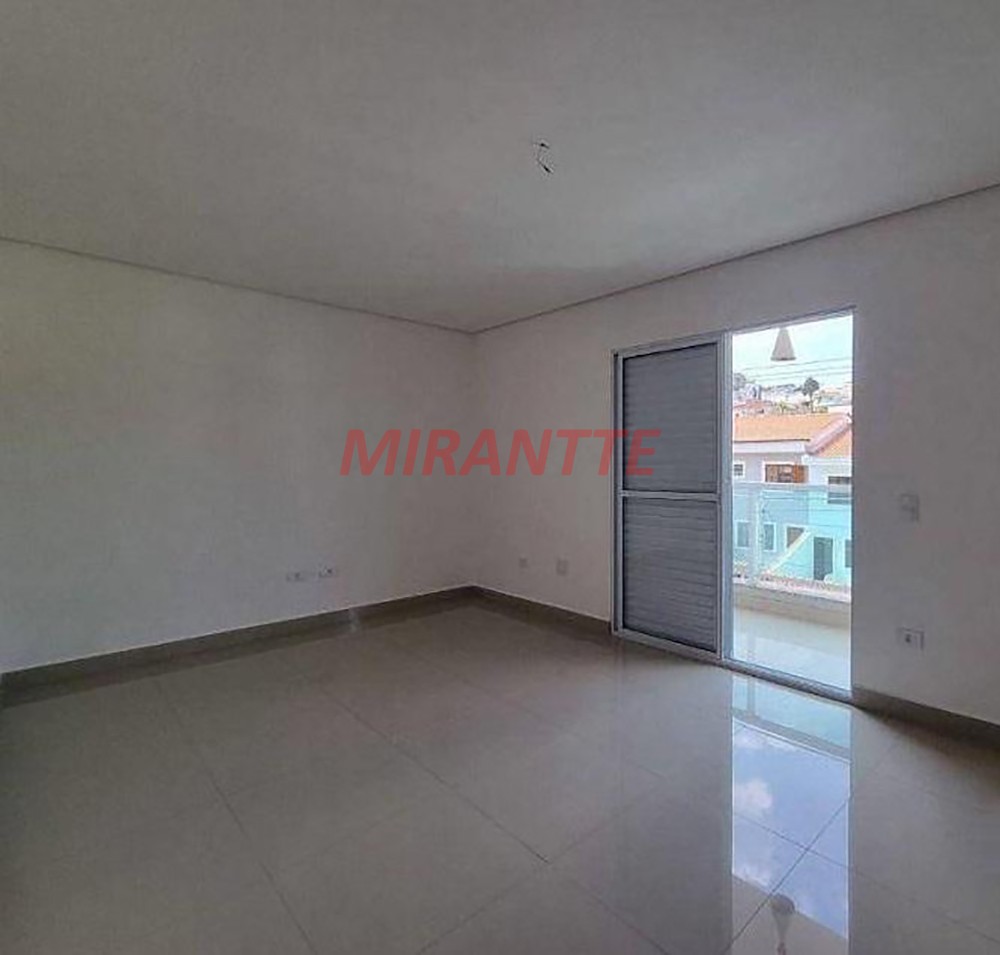 Sobrado de 185m² com 4 quartos em Tremembe