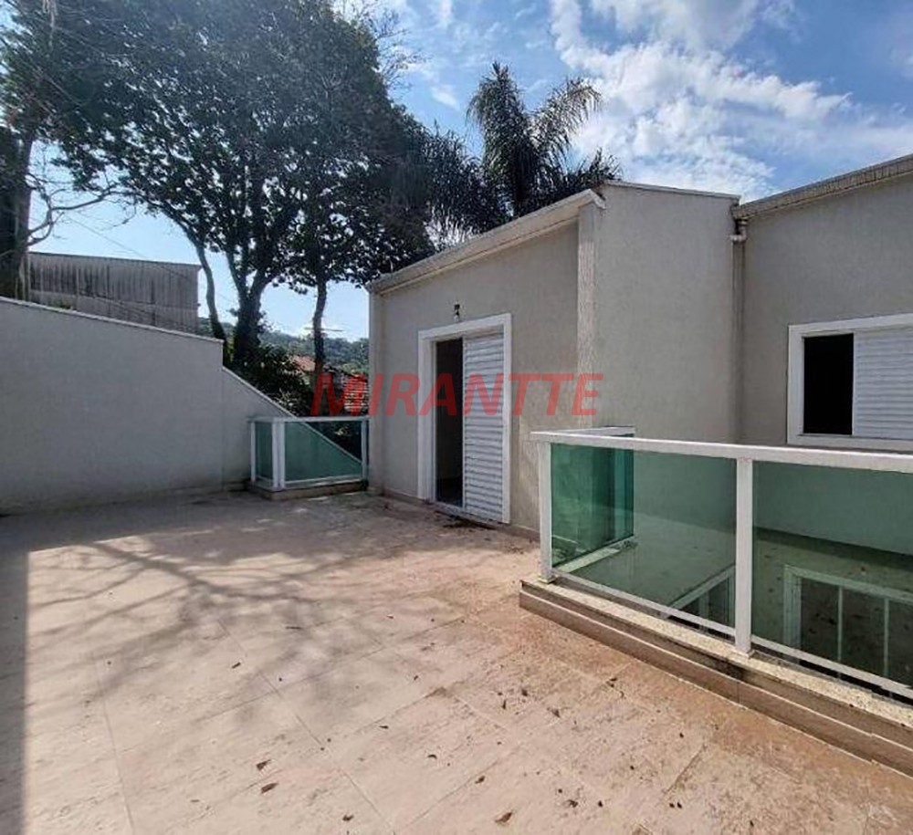 Sobrado de 185m² com 4 quartos em Tremembe