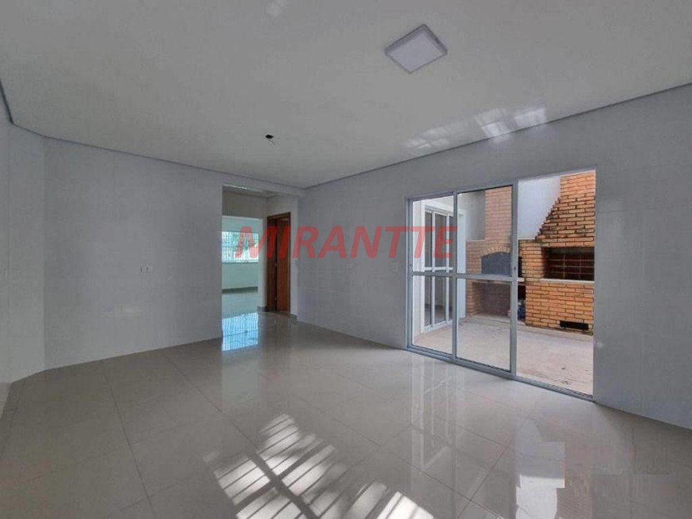 Sobrado de 185m² com 4 quartos em Tremembe