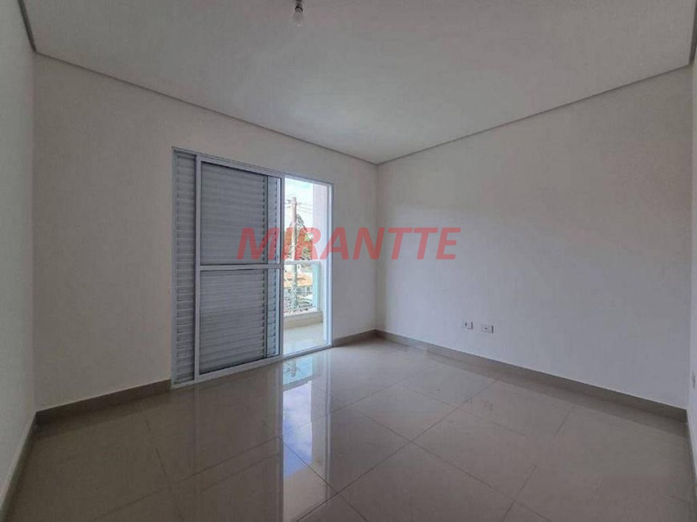 Sobrado de 185m² com 4 quartos em Tremembe