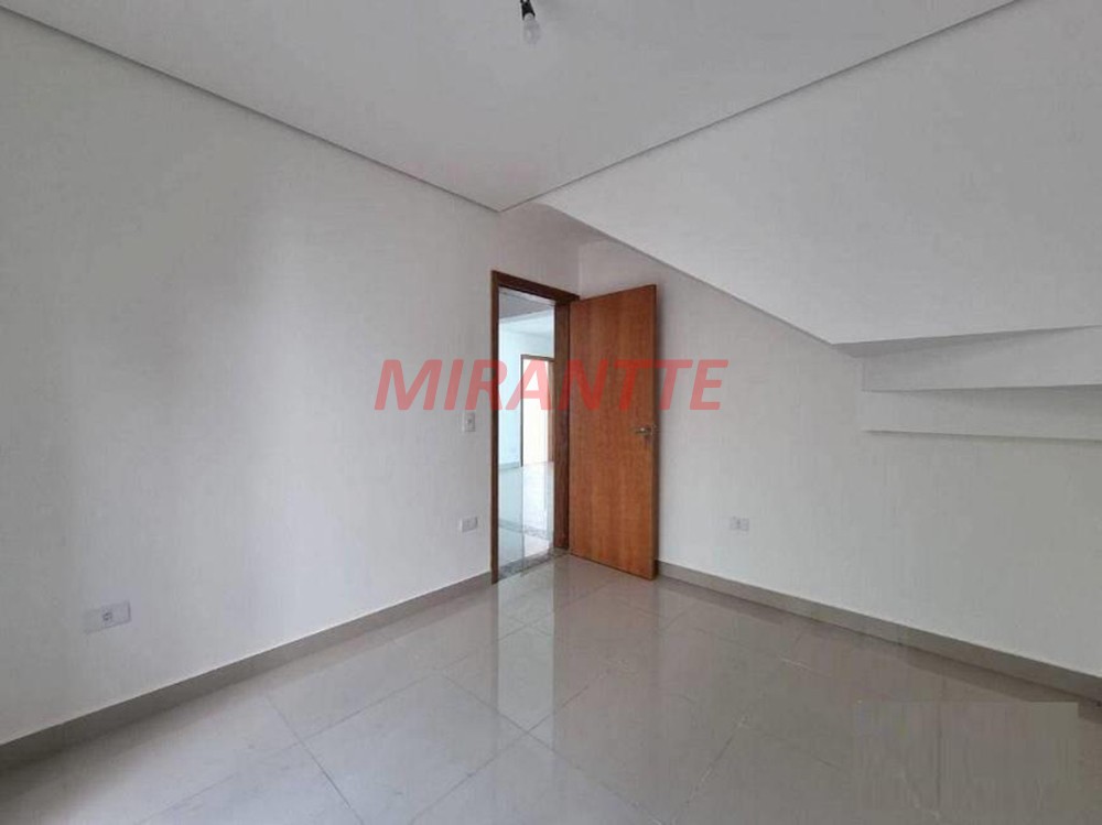 Sobrado de 185m² com 4 quartos em Tremembe