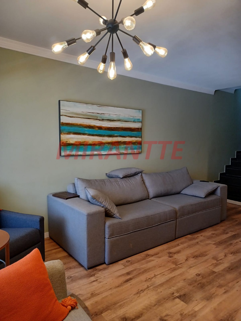 Sobrado de 118m² com 3 quartos em Santa Terezinha