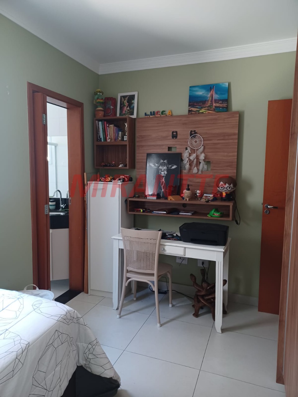 Sobrado de 118m² com 3 quartos em Santa Terezinha