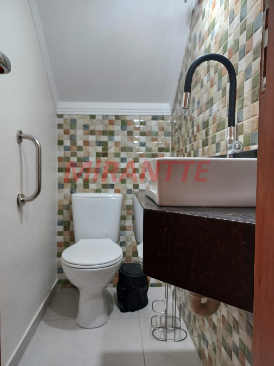 Sobrado de 118m² com 3 quartos em Santa Terezinha
