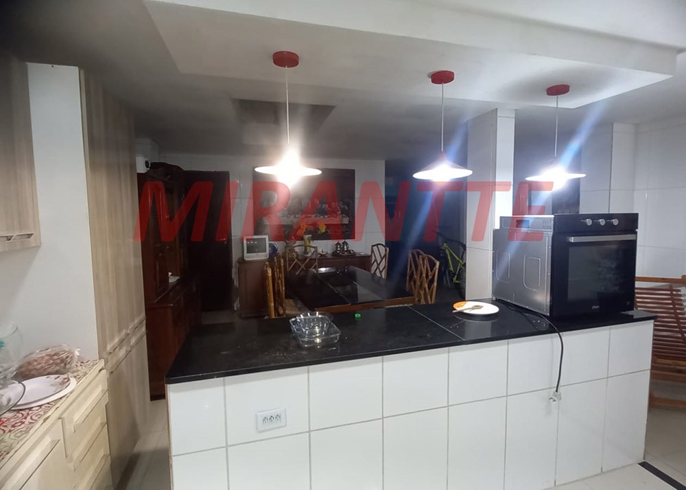 Sobrado de 220m² com 6 quartos em Jardim São Paulo