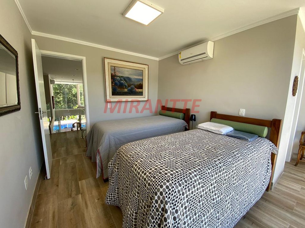 Cond. fechado de 300m² com 5 quartos em RIVIERA DE SAO LOURENCO