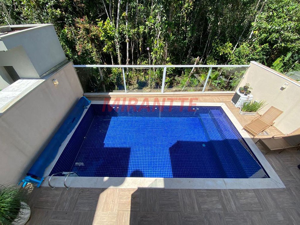 Cond. fechado de 300m² com 5 quartos em RIVIERA DE SAO LOURENCO