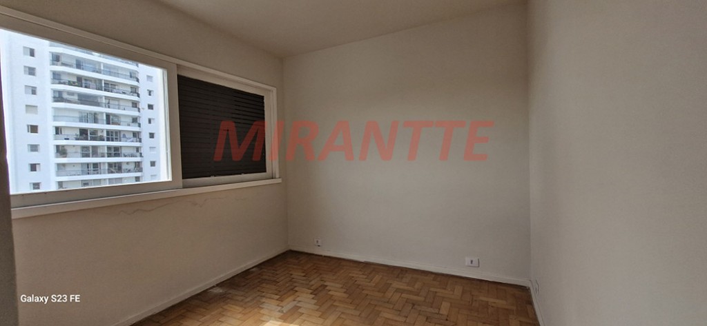 Apartamento de 90m² com 3 quartos em Vila Ester