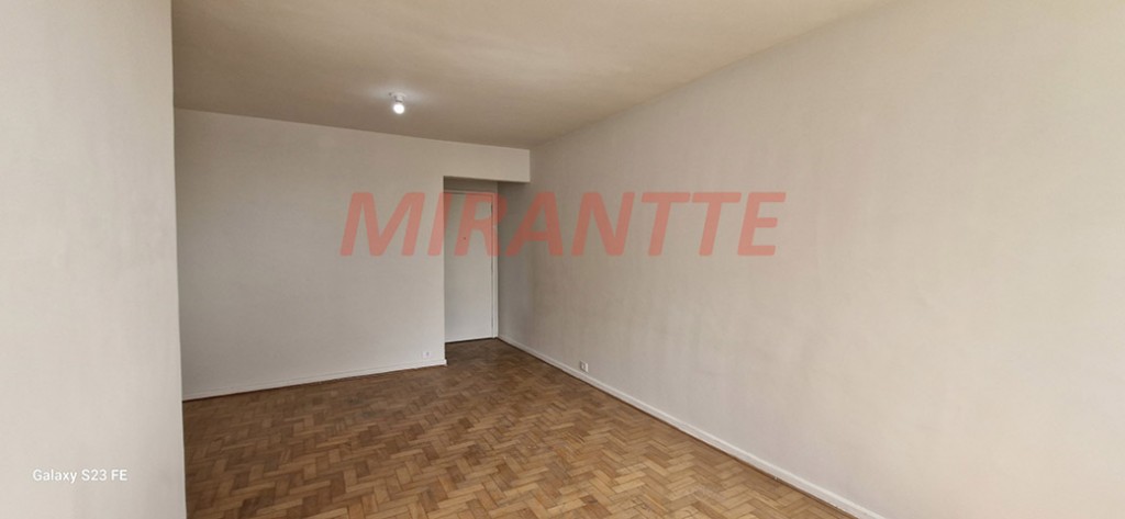 Apartamento de 90m² com 3 quartos em Vila Ester