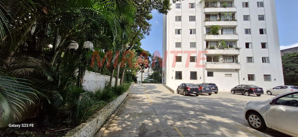 Apartamento de 90m² com 3 quartos em Vila Ester