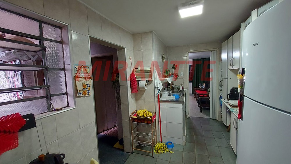 Casa terrea de 100m² com 4 quartos em Vila Dionisia
