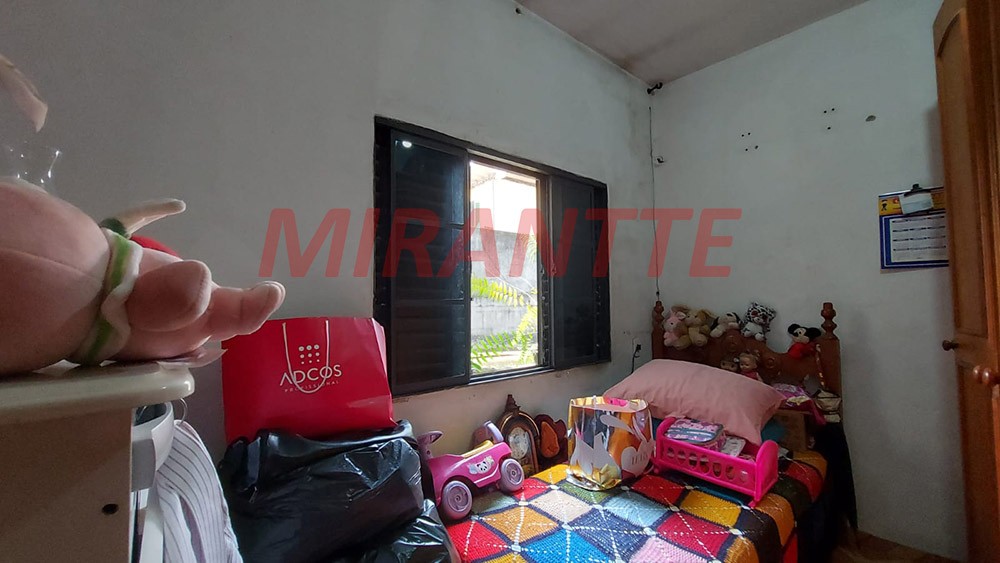 Casa terrea de 100m² com 4 quartos em Vila Dionisia