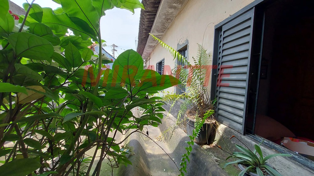 Casa terrea de 100m² com 4 quartos em Vila Dionisia