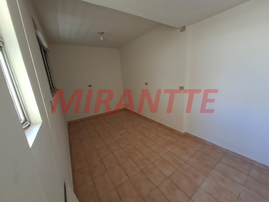 Sobrado de 206m² com 4 quartos em Imirim