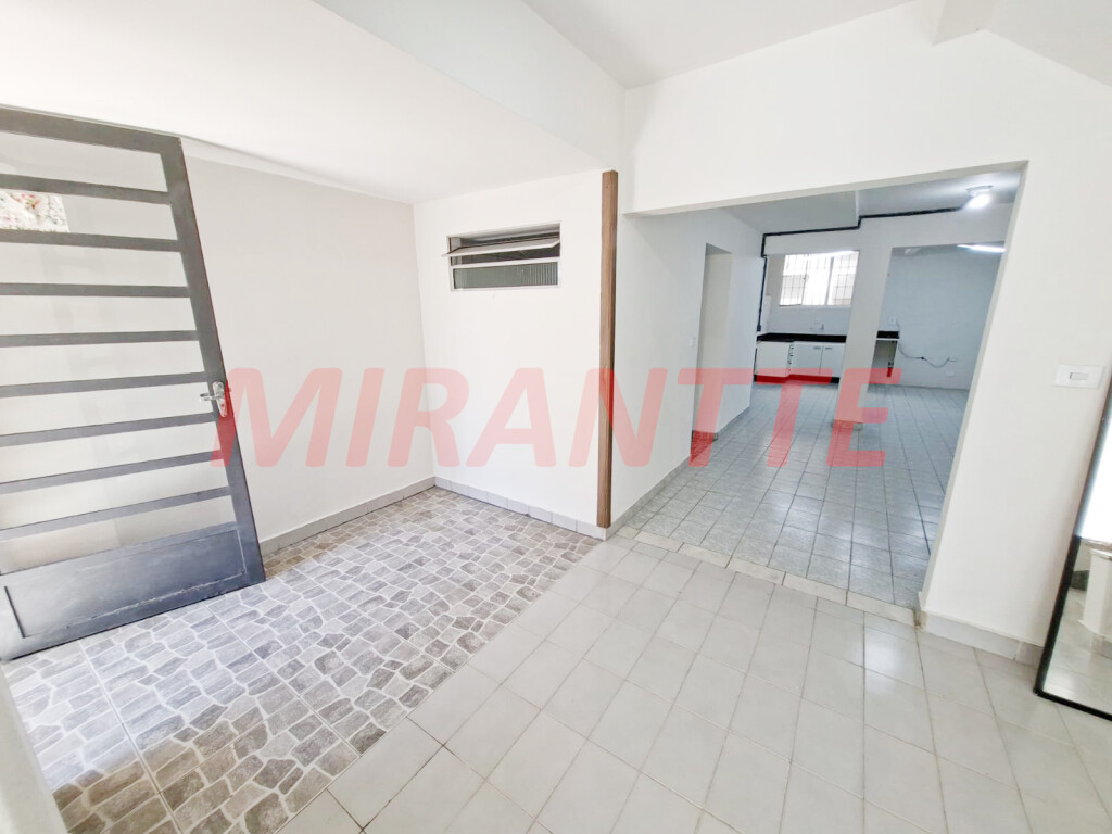 Sobrado de 206m² com 4 quartos em Imirim