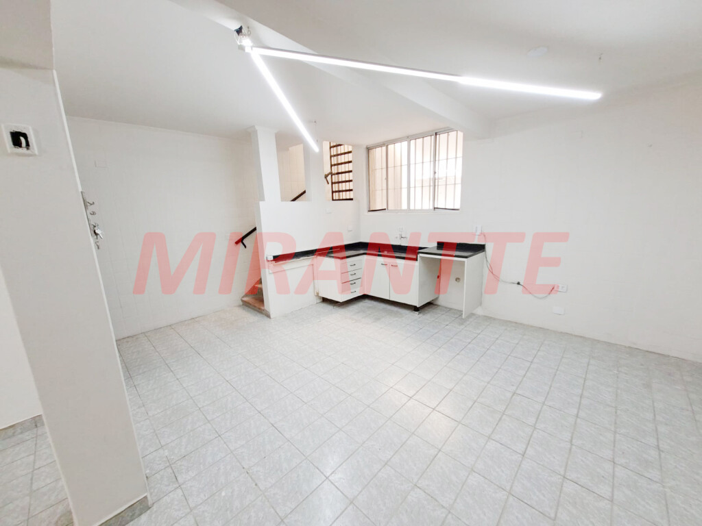 Sobrado de 206m² com 4 quartos em Imirim