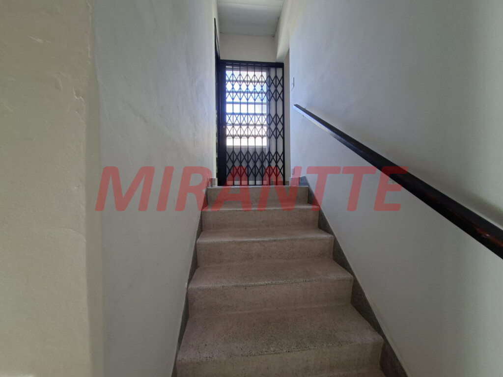Sobrado de 206m² com 4 quartos em Imirim