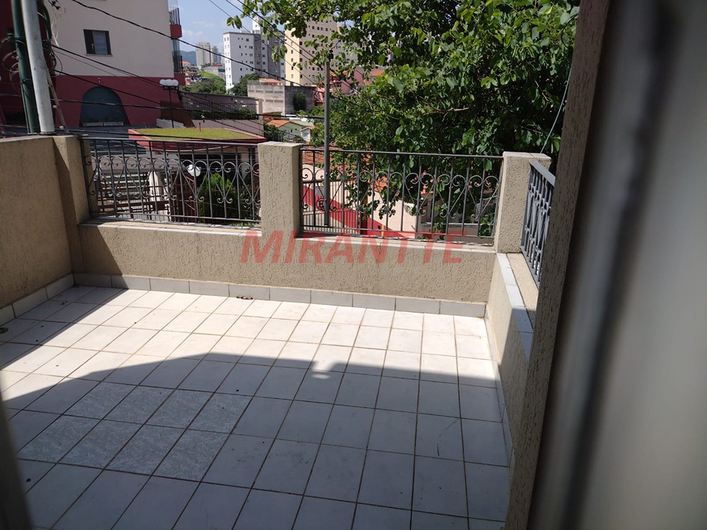 Sobrado de 206m² com 4 quartos em Imirim