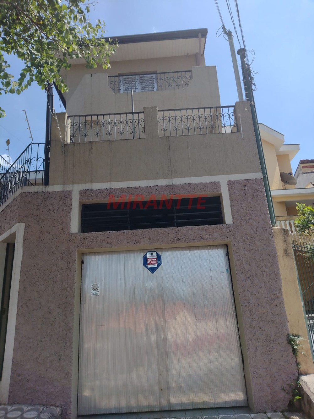 Sobrado de 206m² com 4 quartos em Imirim