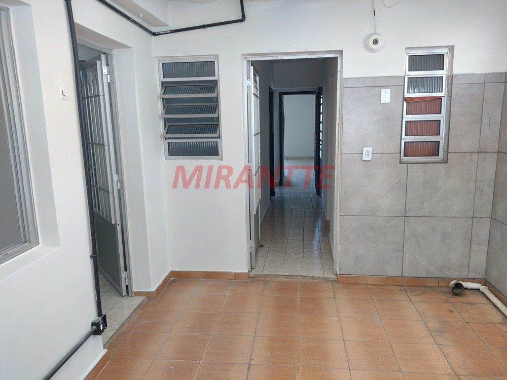 Sobrado de 206m² com 4 quartos em Imirim