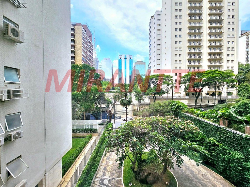 Apartamento de 276m² com 3 quartos em Jardim America