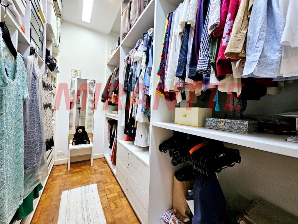 Apartamento de 276m² com 3 quartos em Jardim America