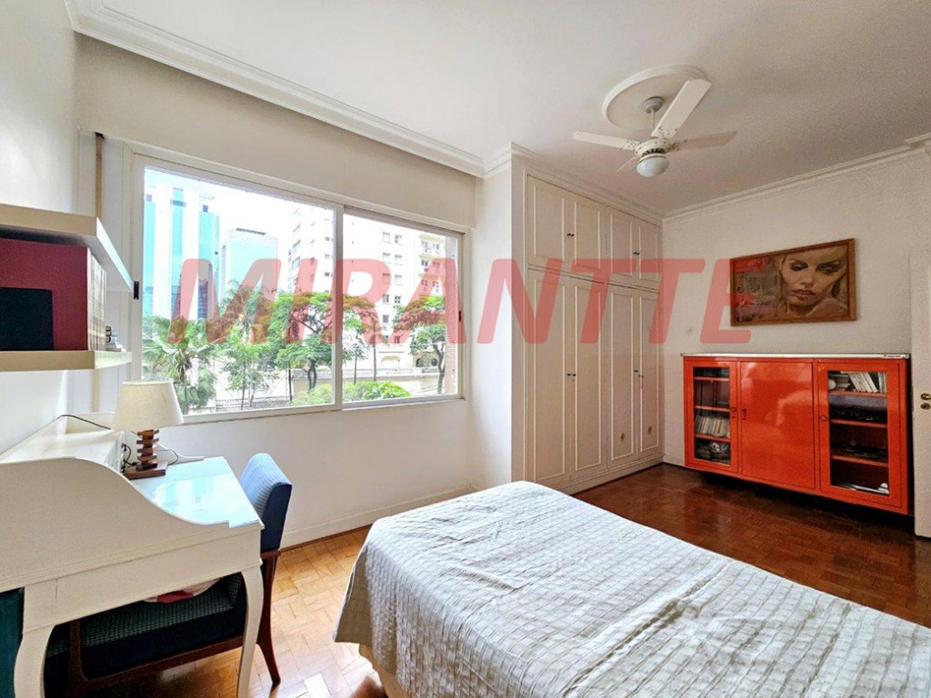 Apartamento de 276m² com 3 quartos em Jardim America