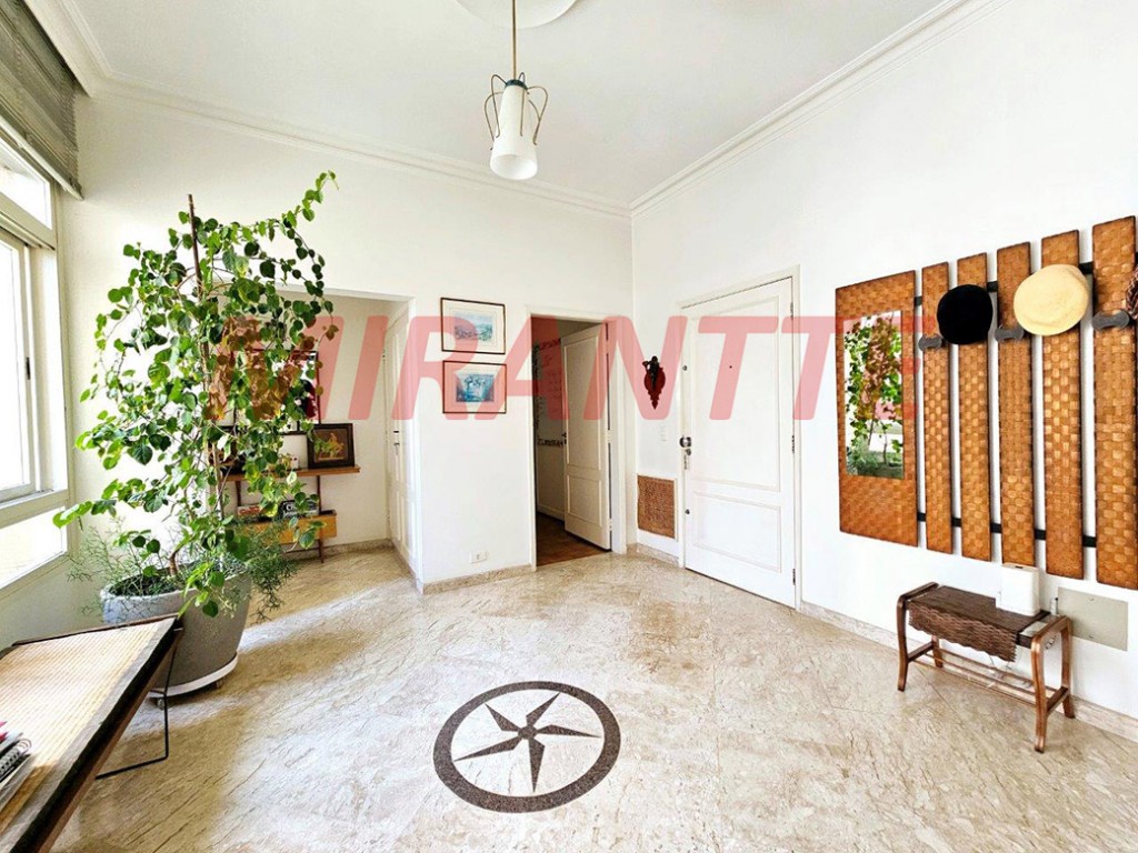 Apartamento de 276m² com 3 quartos em Jardim America