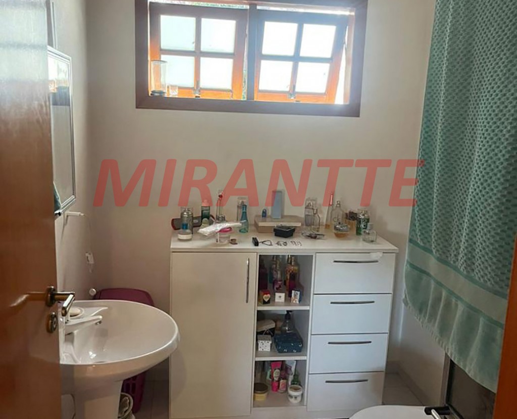 Casa terrea de 238m² com 3 quartos em Imirim