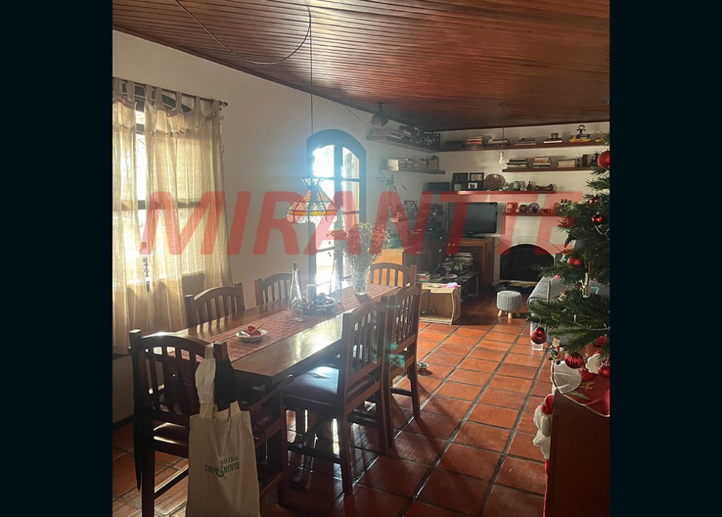 Casa terrea de 238m² com 3 quartos em Imirim