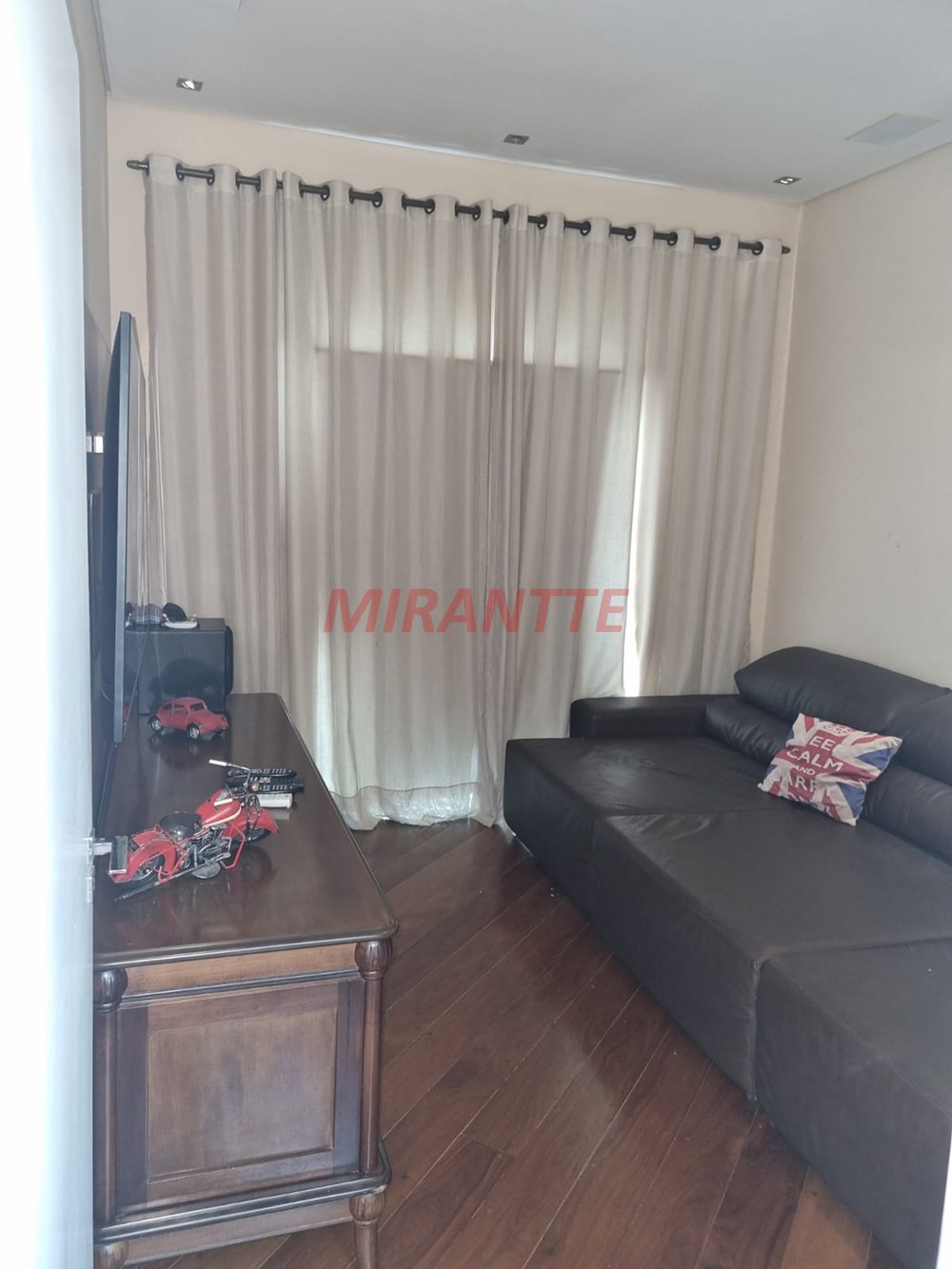 Sobrado de 250m² com 3 quartos em Serra da Cantareira