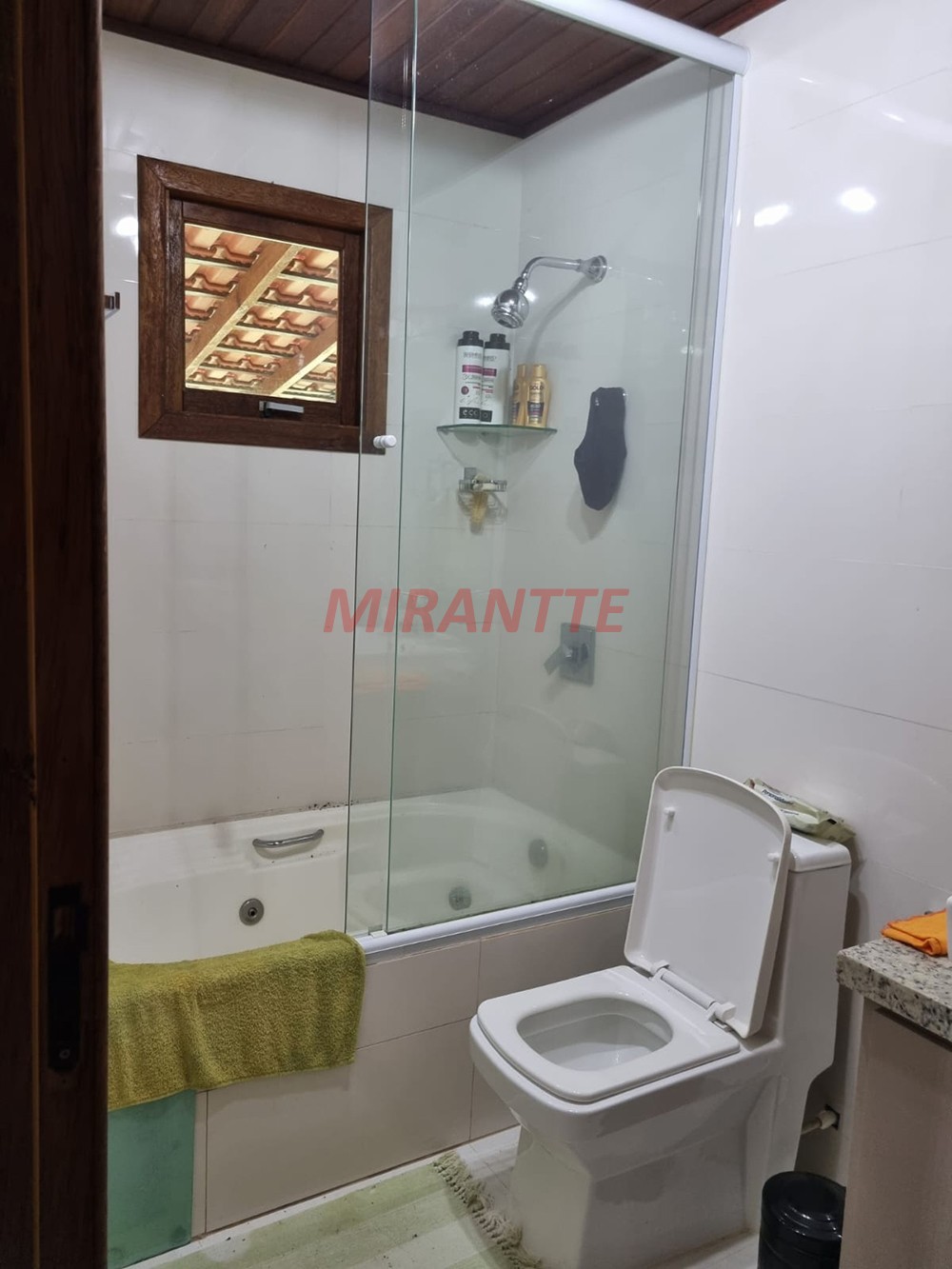 Sobrado de 250m² com 3 quartos em Serra da Cantareira