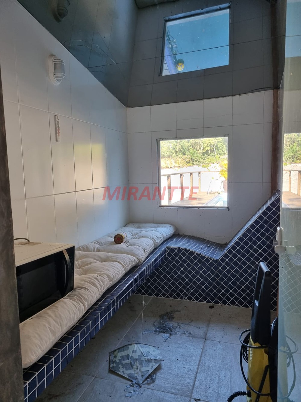 Sobrado de 250m² com 3 quartos em Serra da Cantareira