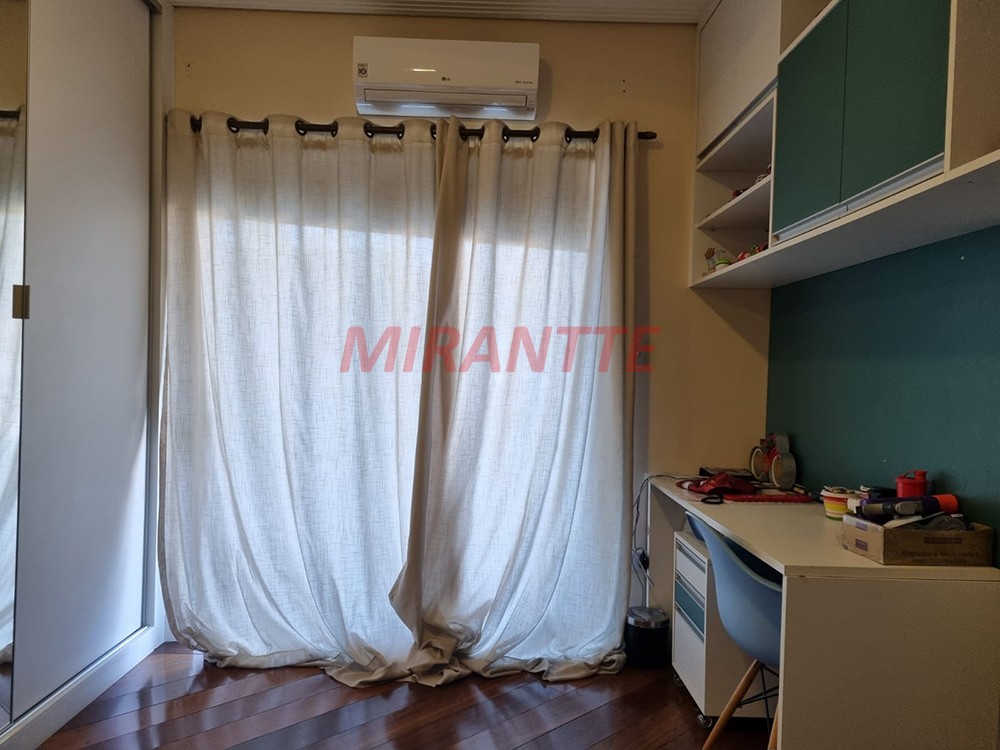 Sobrado de 250m² com 3 quartos em Serra da Cantareira