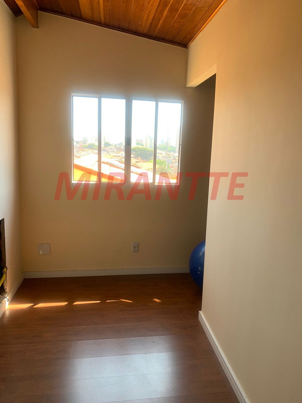 Cond. fechado de 170m² com 4 quartos em Vila Carrao