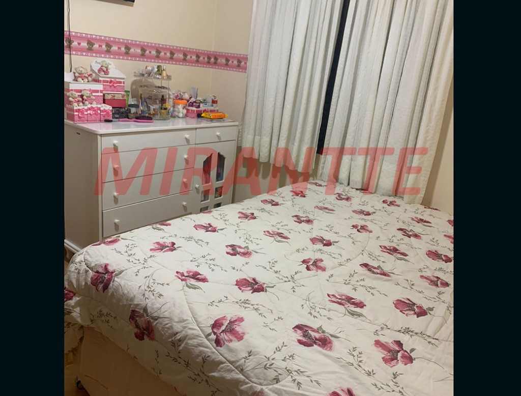 Apartamento de 194m² com 4 quartos em Água Fria