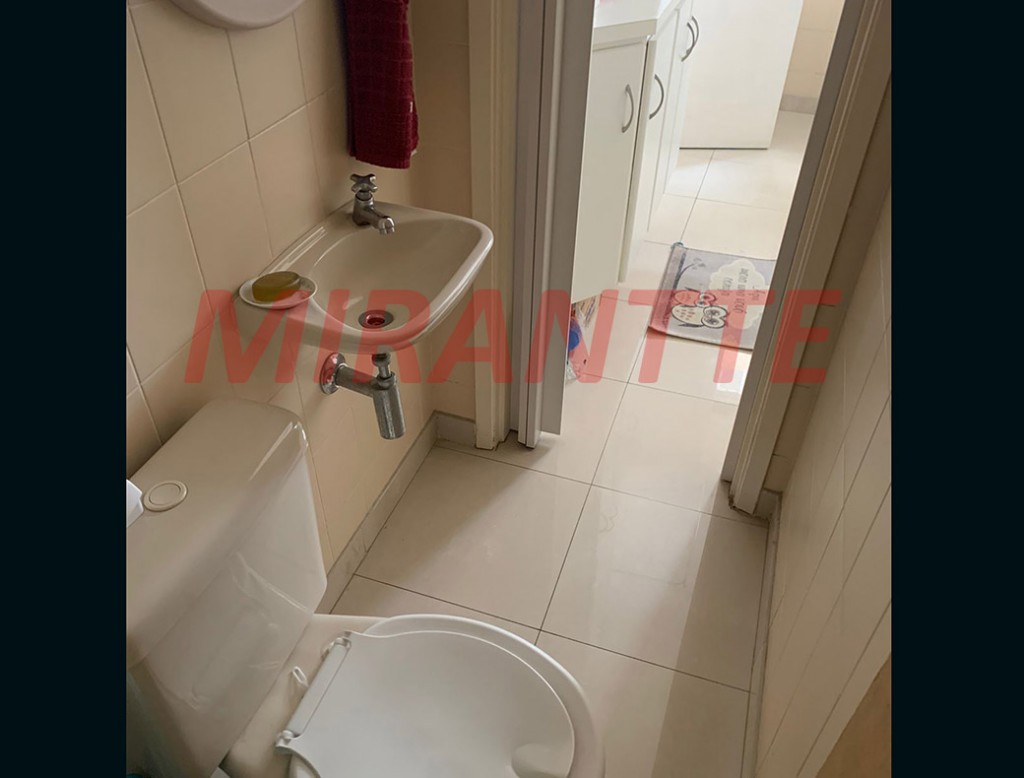Apartamento de 194m² com 4 quartos em Água Fria