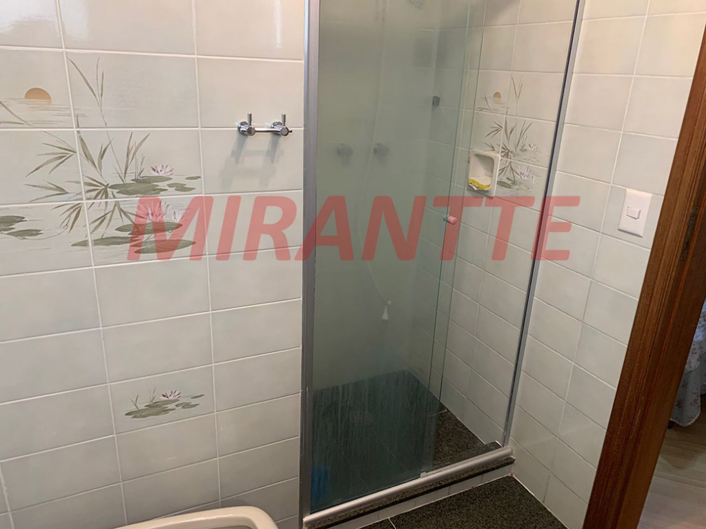 Apartamento de 194m² com 4 quartos em Água Fria