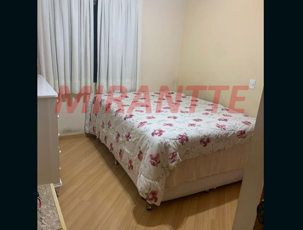 Apartamento de 194m² com 4 quartos em Água Fria