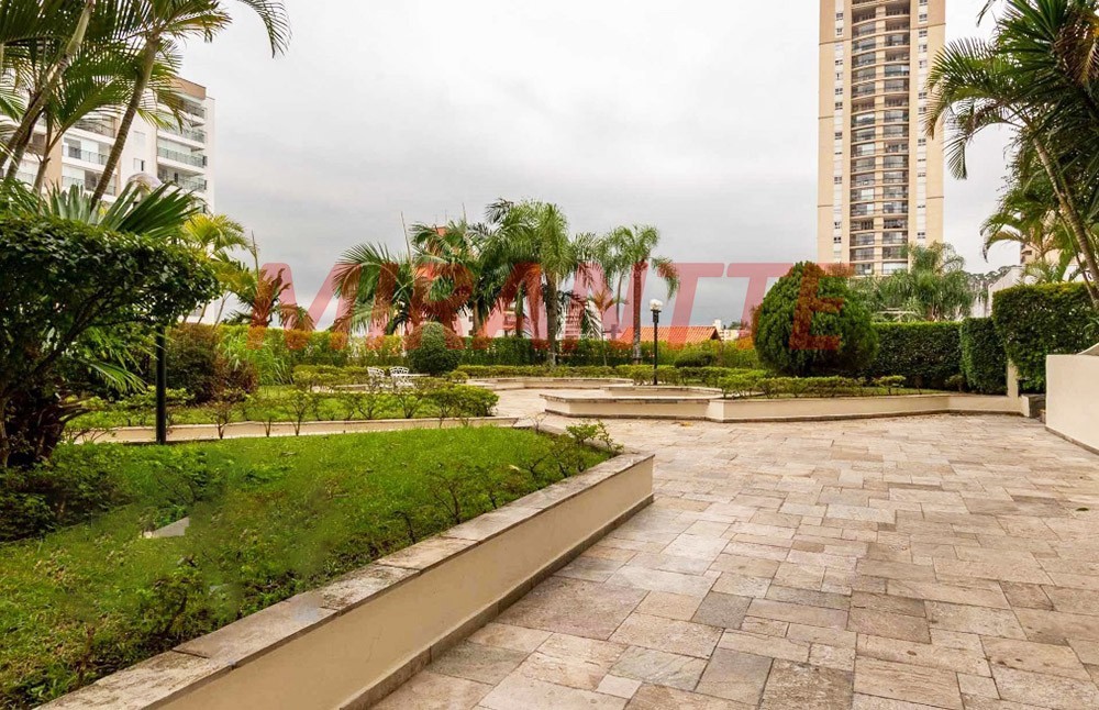 Apartamento de 88m² com 3 quartos em Santa Teresinha