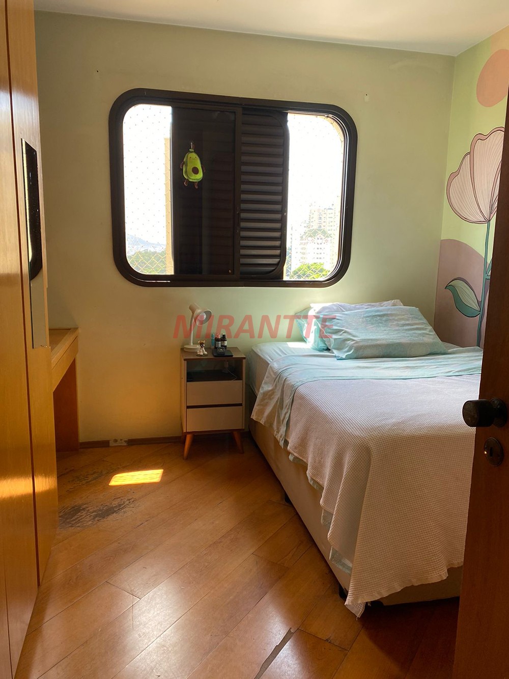 Apartamento de 154m² com 4 quartos em Horto Florestal