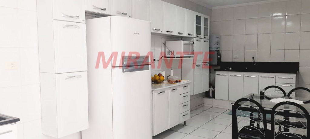 Casa terrea de 68m² com 2 quartos em Vila Galvão