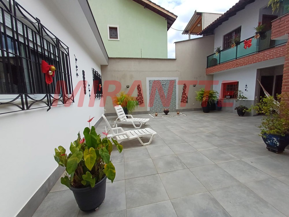 Casa terrea de 250m² com 3 quartos em Vila São Judas Tadeu