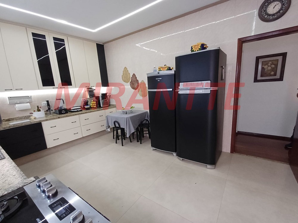 Casa terrea de 250m² com 3 quartos em Vila São Judas Tadeu